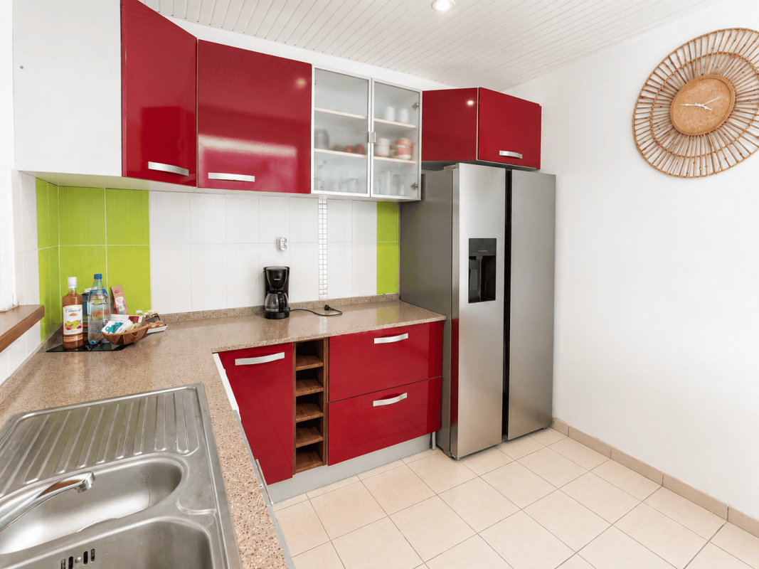 Location villa 6 personnes 3 chambre sainte luce - cuisine